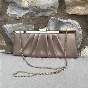 Jessica McClintock gold satin clutch purse with Gold Chain 10x4